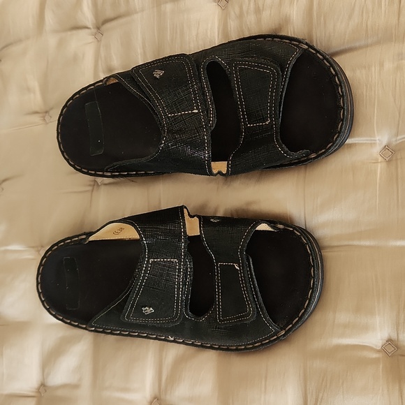 Finn Comfort Jamaica Slip-On Sandals - Picture 1 of 9